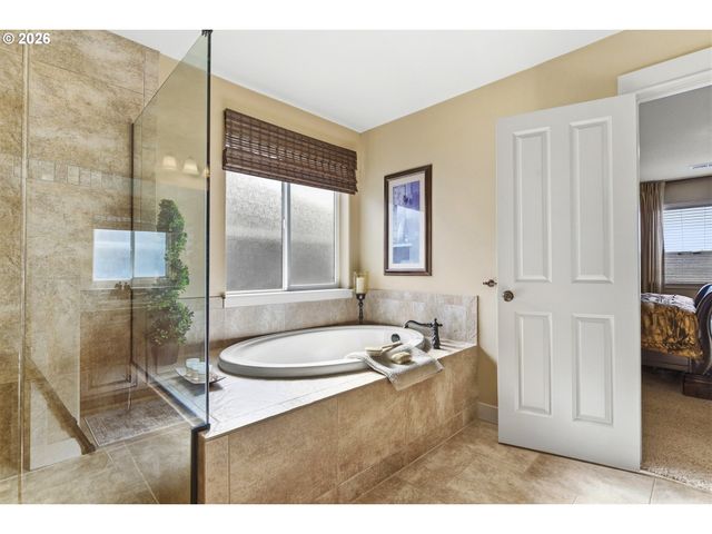 12930 Nw TIGON Ln, Portland, OR 97229