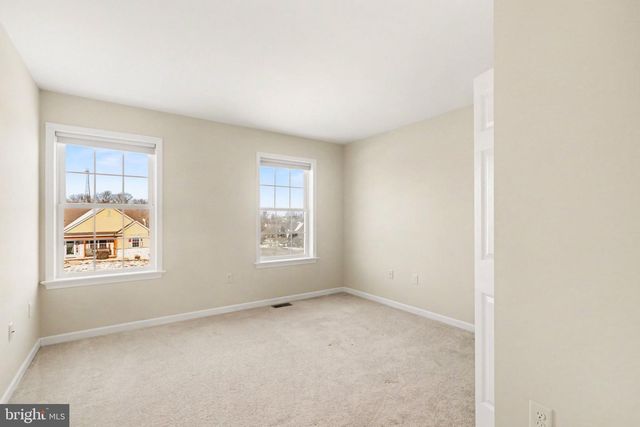 771 HOFFMAN DR, Harrisburg, PA 17111