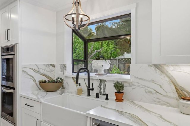 210 Duck Court, Foster City, CA 94404