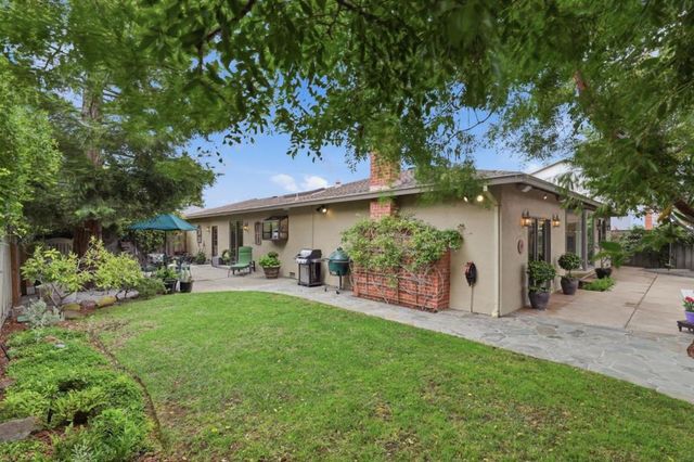 210 Duck Court, Foster City, CA 94404