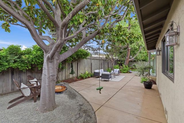 210 Duck Court, Foster City, CA 94404