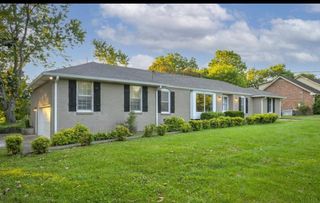 402 Mason Ln, Goodlettsville, TN 37072