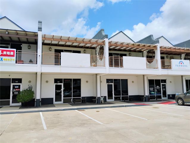 9788 Clarewood Drive 105, Houston, TX 77036