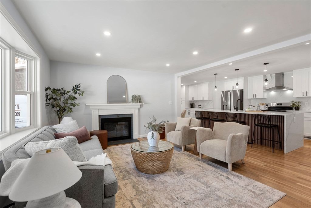 378 Linebrook Road, Ipswich, MA 01938