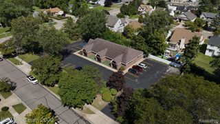 28477 7 MILE Road, Livonia, MI 48152