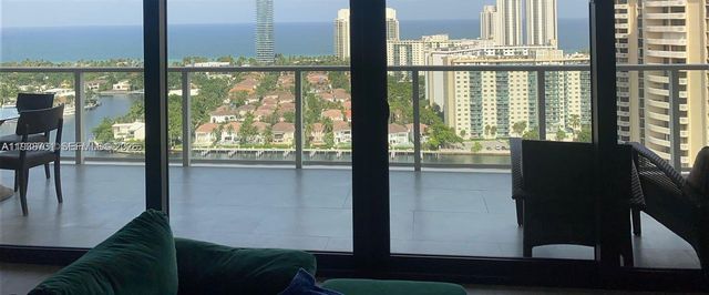 19500 Turnberry Way 12E, Aventura, FL 33180