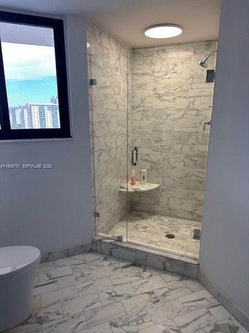 19500 Turnberry Way 12E, Aventura, FL 33180