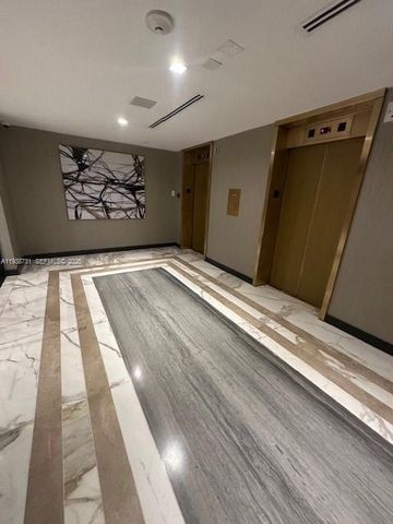 19500 Turnberry Way 12E, Aventura, FL 33180