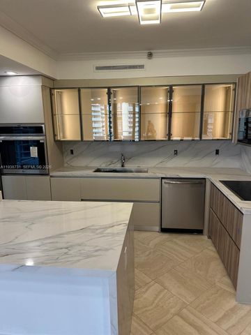 19500 Turnberry Way 12E, Aventura, FL 33180