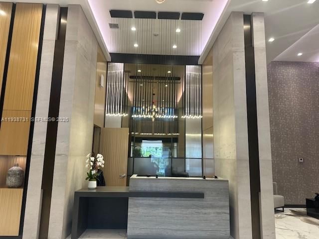 19500 Turnberry Way 12E, Aventura, FL 33180