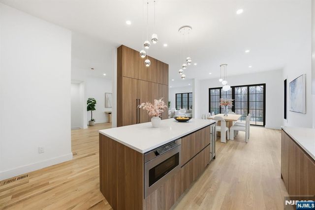 7 Cedar Court, Demarest, NJ 07627