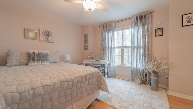 2898 Cambridge Way, Highland, IN 46322