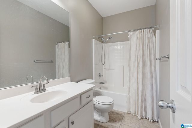881 NARROWS POINT DRIVE, Birmingham, AL 35242