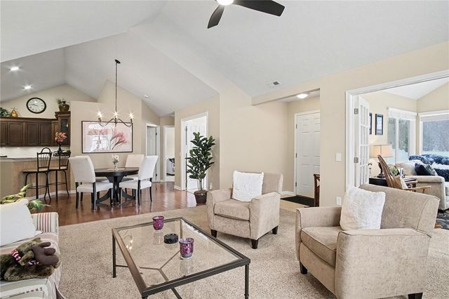 35 Maple Center Road, Greece, NY 14468