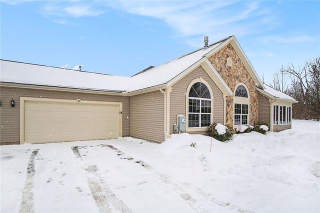 35 Maple Center Road, Greece, NY 14468