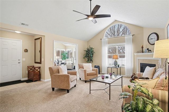 35 Maple Center Road, Greece, NY 14468