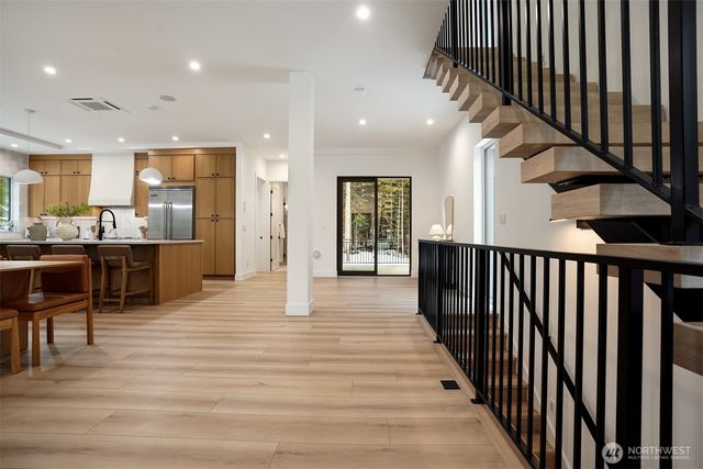 31 Kendall PL, Snoqualmie Pass, WA 98068