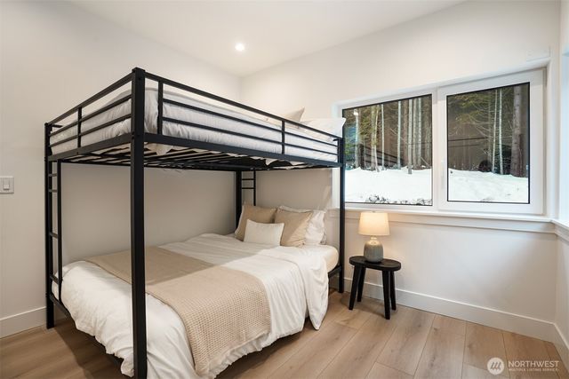 31 Kendall PL, Snoqualmie Pass, WA 98068