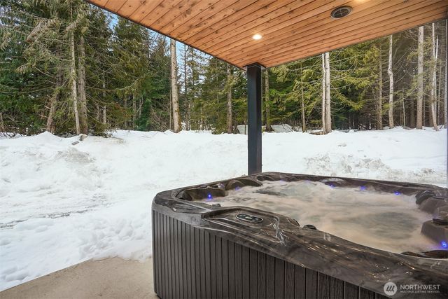 31 Kendall PL, Snoqualmie Pass, WA 98068