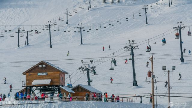 31 Kendall PL, Snoqualmie Pass, WA 98068