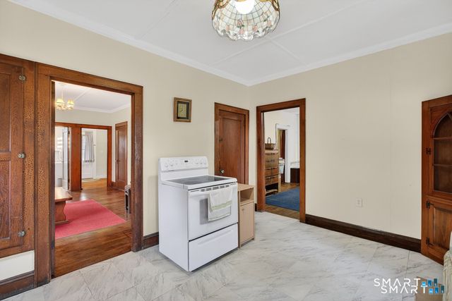 153 Old Norwich Road, Waterford, CT 06375