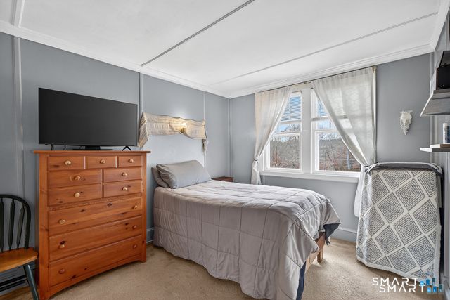 153 Old Norwich Road, Waterford, CT 06375