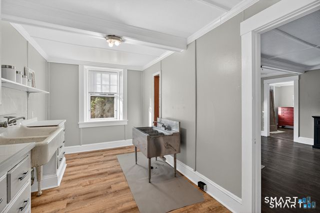 153 Old Norwich Road, Waterford, CT 06375