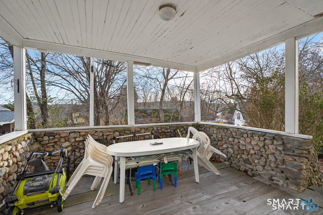 153 Old Norwich Road, Waterford, CT 06375