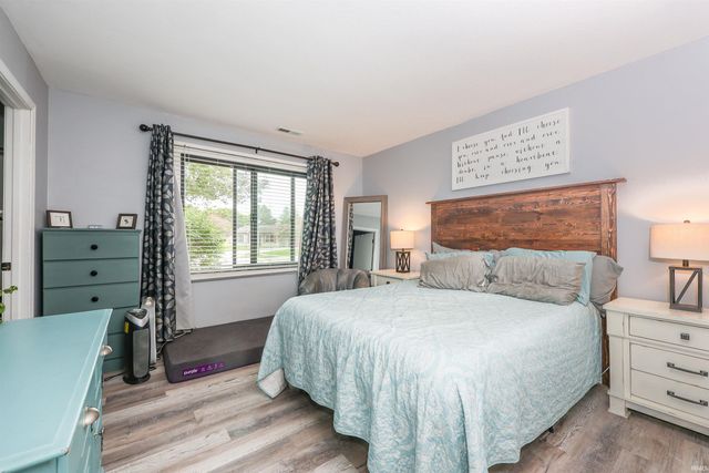 1945 York Court, Huntington, IN 46750