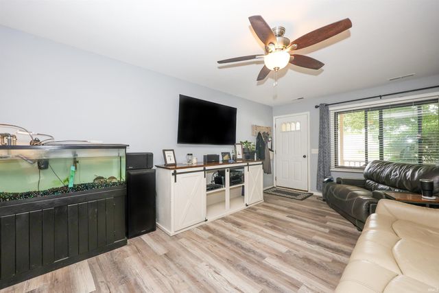1945 York Court, Huntington, IN 46750