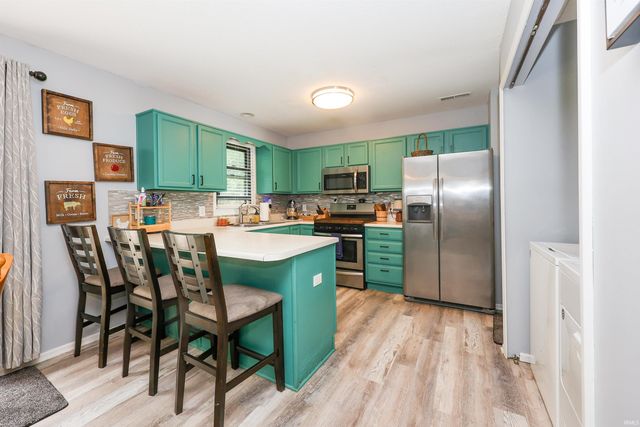 1945 York Court, Huntington, IN 46750