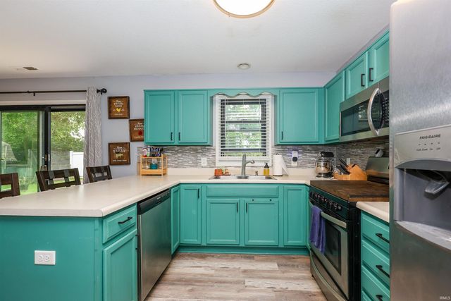 1945 York Court, Huntington, IN 46750