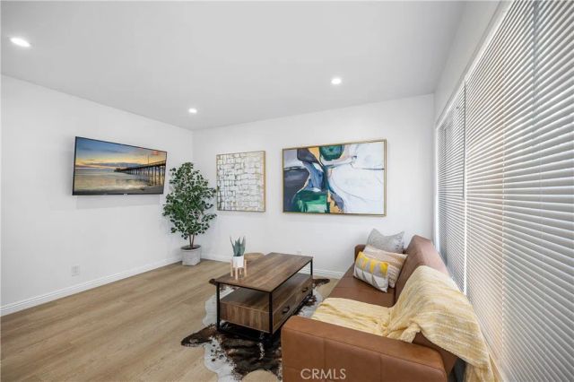 4214 Montclair, Los Angeles, CA 90018