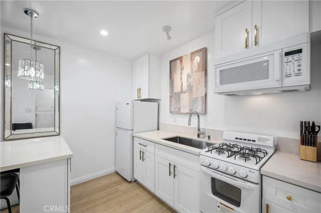 4214 Montclair, Los Angeles, CA 90018