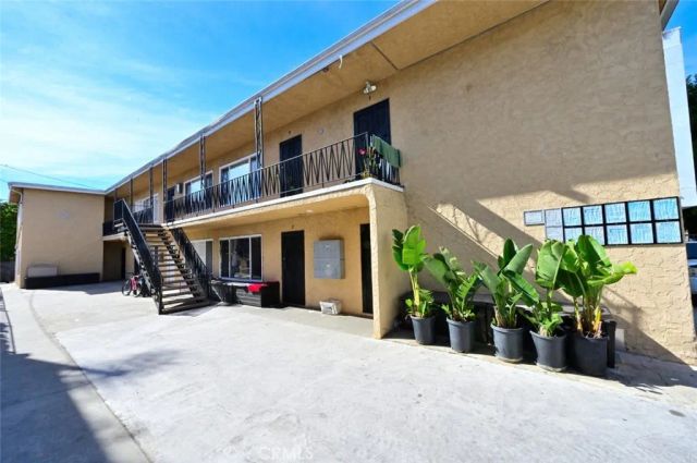 4214 Montclair, Los Angeles, CA 90018