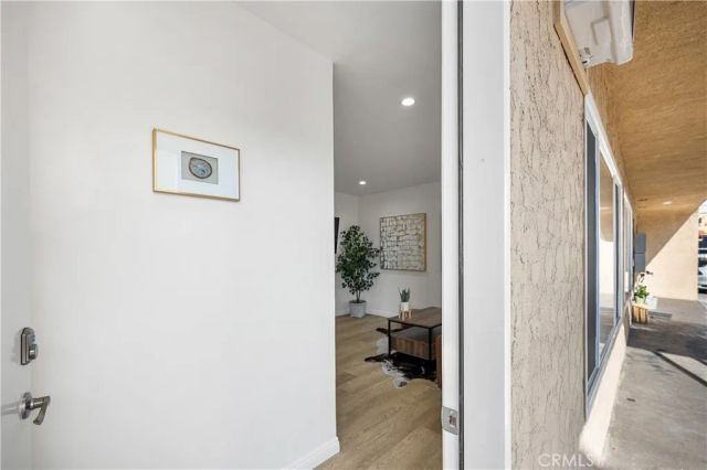 4214 Montclair, Los Angeles, CA 90018