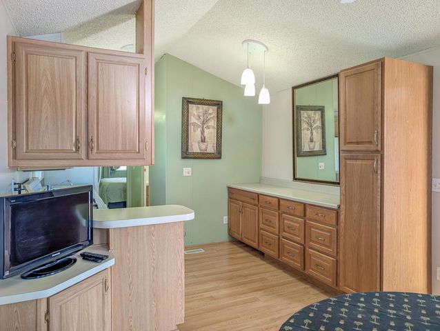 70200 Dillon Road 422, Desert Hot Springs, CA 92241