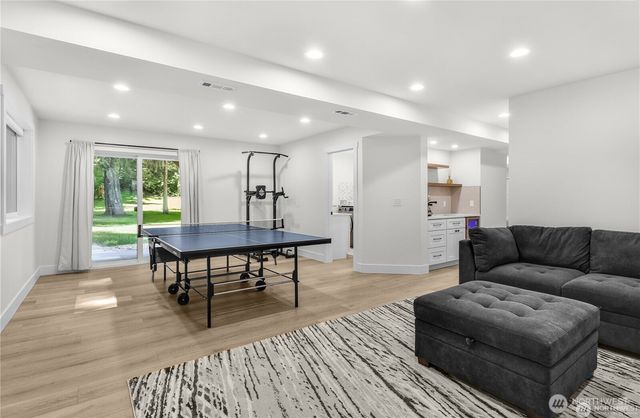 19417 153rd Ave NE, Woodinville, WA 98072