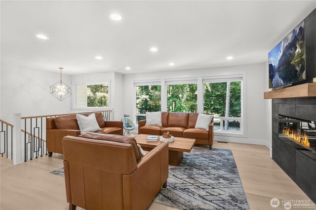 19417 153rd Ave NE, Woodinville, WA 98072