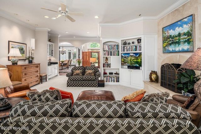 3004 Westview Drive, Greenville, NC 27834