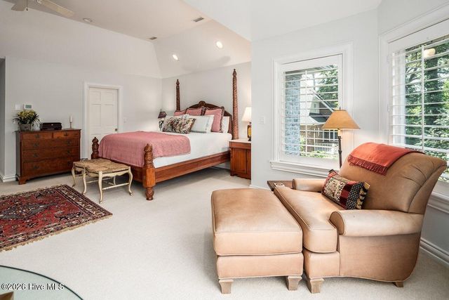 3004 Westview Drive, Greenville, NC 27834