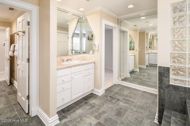 3004 Westview Drive, Greenville, NC 27834