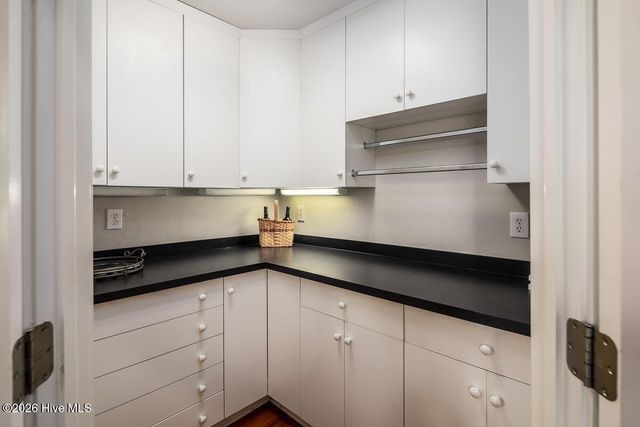 3004 Westview Drive, Greenville, NC 27834