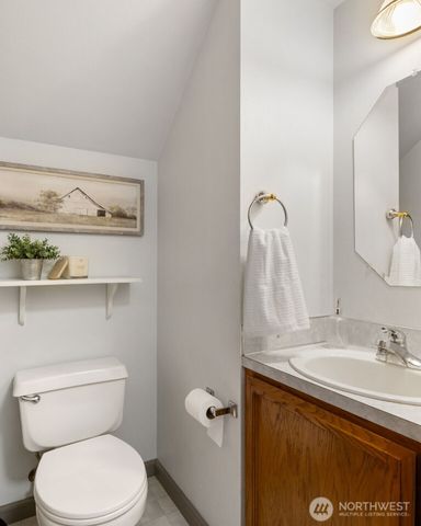 21 NE Admiral Drive, Belfair, WA 98528