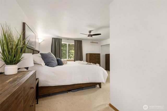 21 NE Admiral Drive, Belfair, WA 98528