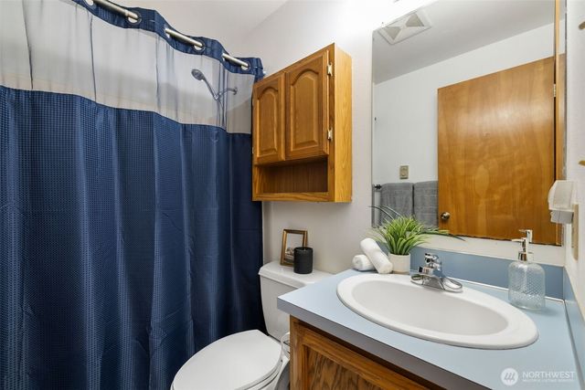 21 NE Admiral Drive, Belfair, WA 98528