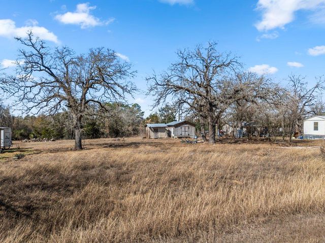 186 Zimmerman Ave, Bastrop, TX 78602