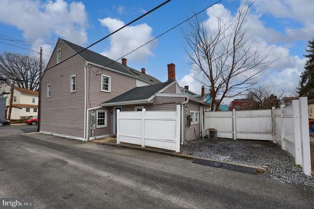 20 S 5TH ST, Columbia, PA 17512