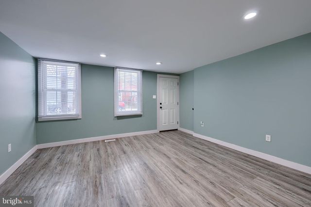 20 S 5TH ST, Columbia, PA 17512