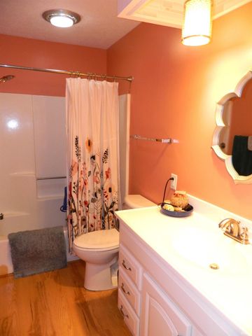 2648 E Windermere Woods Drive, Bloomington, IN 47401
